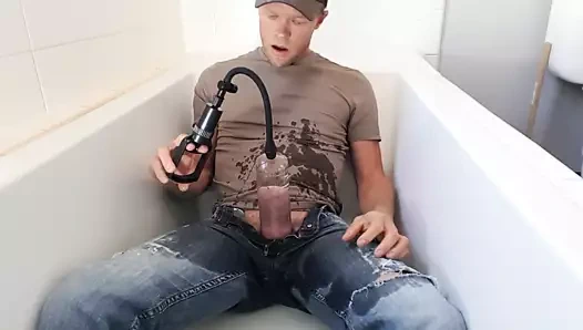 Penis pompasında işemek