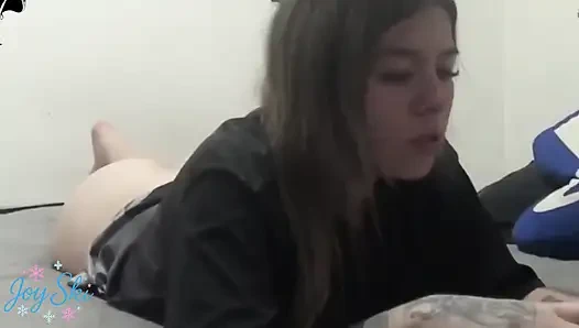 Anal yumruk ateşli kızı şaşırtıyor