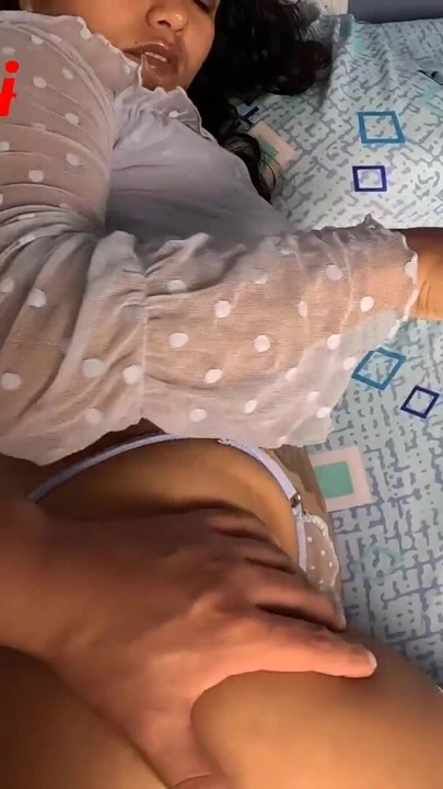 Ключевой момент из "Водяной паренек вернулся домой, и я оказался очень мокрым, я любил те сильные руки, так много, что они дали мне"