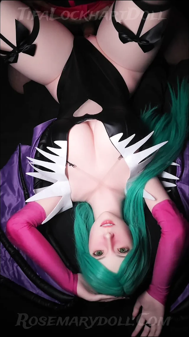 Aerith X Morrigan Darkstaklers Cosplay