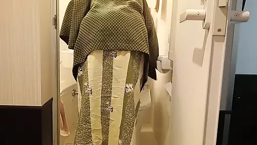 Bir Otelde Tuvalet Videosu