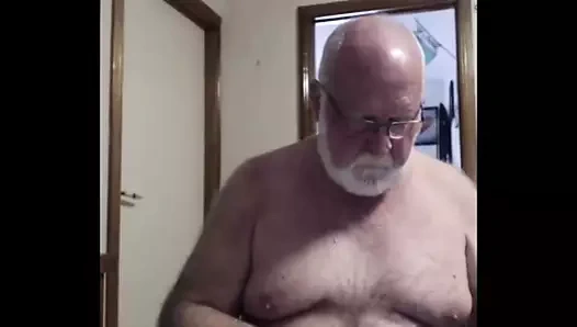 Dede kameraya boşalıyor