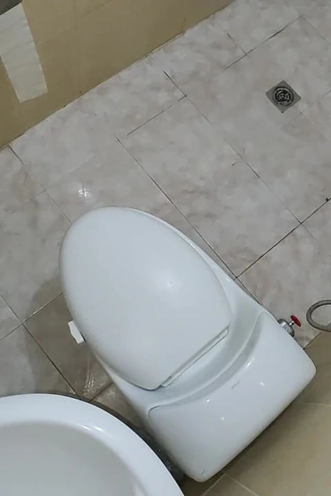 Tekrar, Tahliyeden Sonra Üvey Kuzenimi Alıp Tüm Kuyruğunu Yiyorum, Sonra Ateşli Lechita'yı Çıkarıyorum.