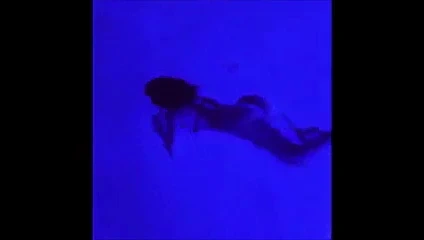 Büyük göt Latin yüzme