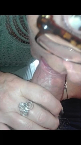 ELENA LA MIA AMICA PUTTANA