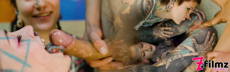 Çift dövmeli altları dövmeli kızlar büyük bir yarağı birlikte alıyor