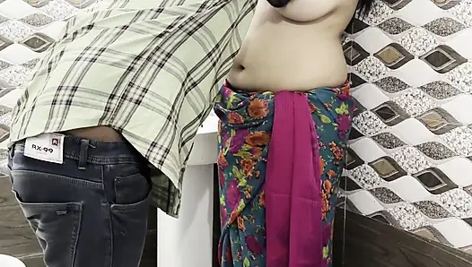 Hintli Kadın Banyoda Sikişiyor Tam Video