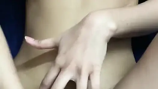 İngilizce öğretmenimi ders sırasında sert sikiyorum