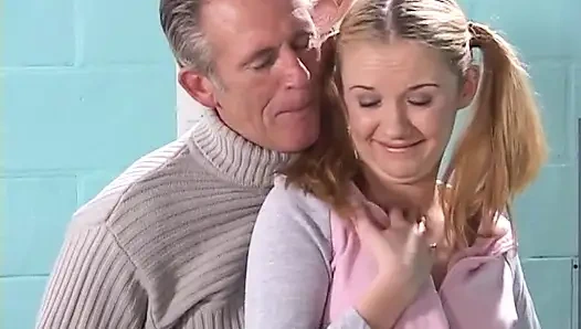 Bu genç öğrencinin amını yalıyorum