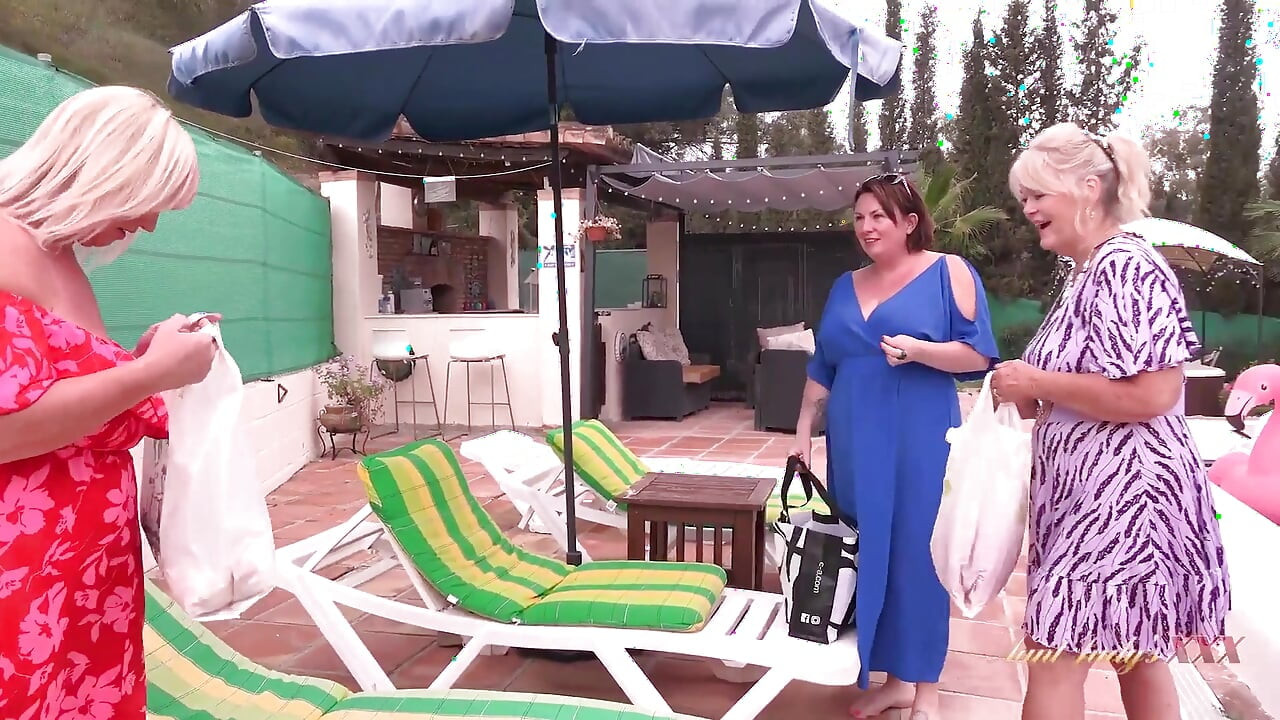 AuntJudysXXX - Busty Mature Lesbian MILFs Melody, Randy, and Jojo Get Naughty by the Pool