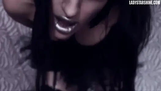 Bu eldivenlerle dışarı çık