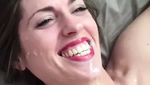 Büyük cumshot üzerinde onu büyük diş