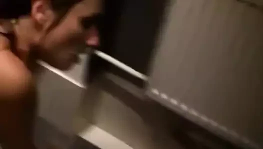 Pürüzsüz orospu çocukları - sürtükler