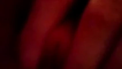 benim pompalanan klitoris sürtünme