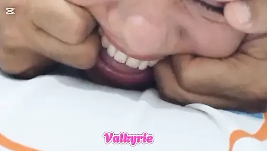 Güzel gırtlağına kadar alma kız arkadaş
