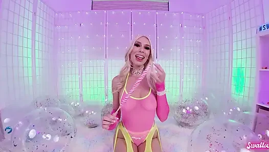 Ateşli barbie kız kay güzel mastürbasyon yapıyor ve yarak emiyor