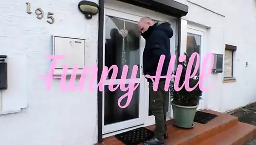 Seksi sarışın yatak odasında sikişiyor... ağzına boşalma