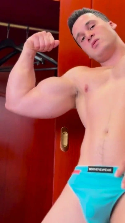 Bakış açısı: Patronunuz size gerçek Alfa'nın kim olduğunu gösteriyor | Klip 1