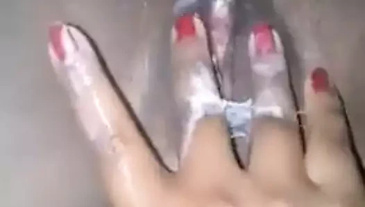 Yağmur yağdırıyor