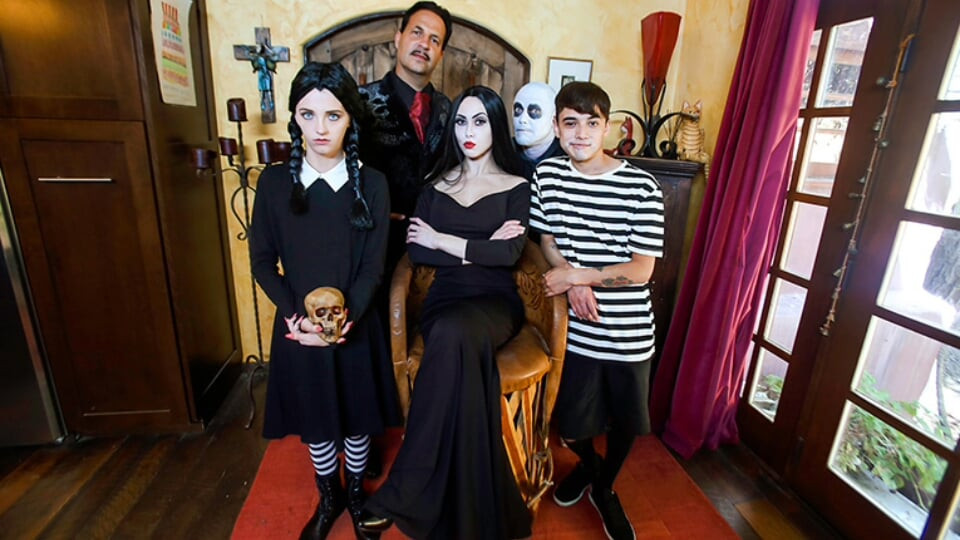 Adams aile parodi alem