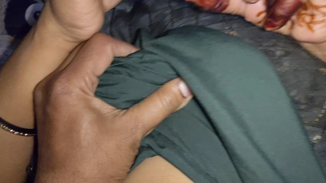 Hintli kızımı sikiyorum