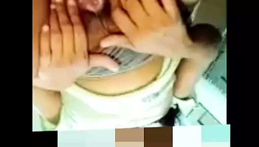 Islak amcığımı gösteriyorum