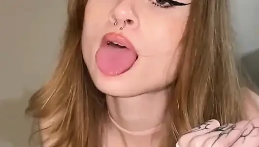 Salyalı Ahegao