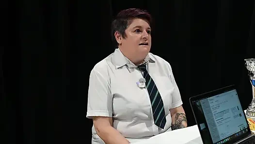 Öğretmenler edepsiz sürtük: organizma v orgazm