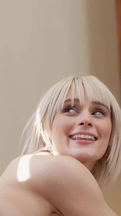 Christy White ilk kez Sugarbabestv'de Romeo ile büyük zenci ile ırklararası anlaşma yapıyor