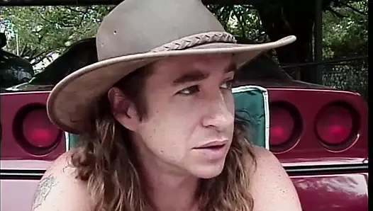 Edepsiz fahişe iki azgın adam arasında paylaşılıyor