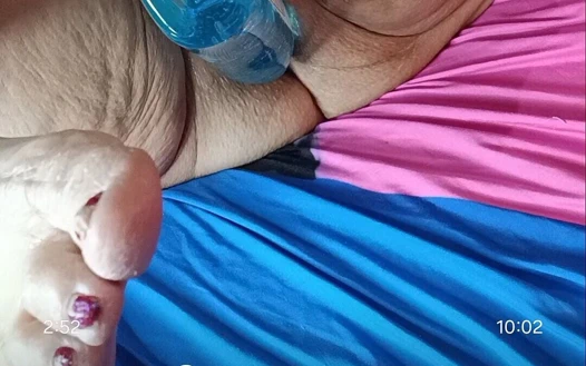 Purring Kitty Box bolca boşalıyor