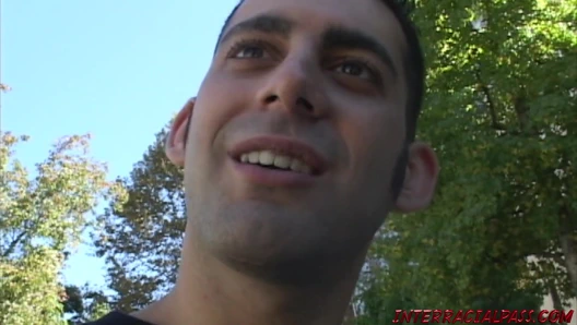 Dik milf sürülmüş tarafından büyük siyah çük