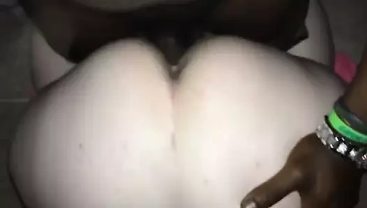 Islak yarak düşkünü amcık