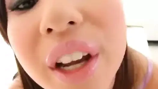 Tanrıça durdurulamaz dev