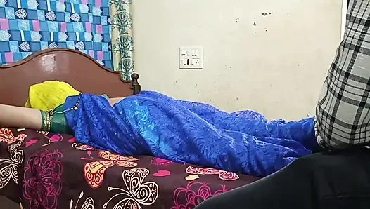 Üvey anne ve üvey oğlu çok ileri giden bacak masajı