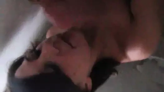 Tumblr'ı bul. sevimli gloryhole karısı kocası için gösteri yapar.