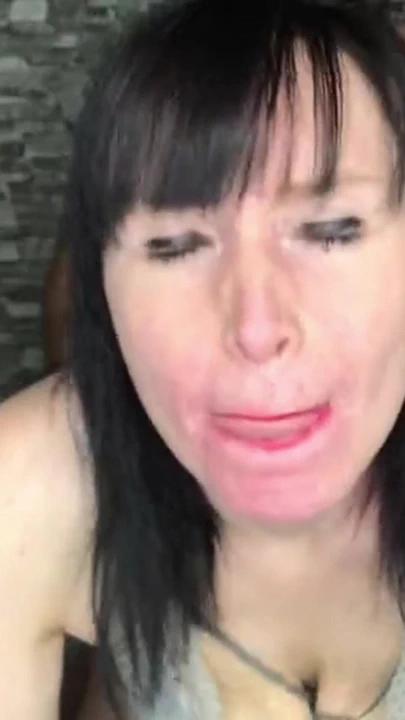 Onu sikerken gözlerine bak! Ne görüyorsun???