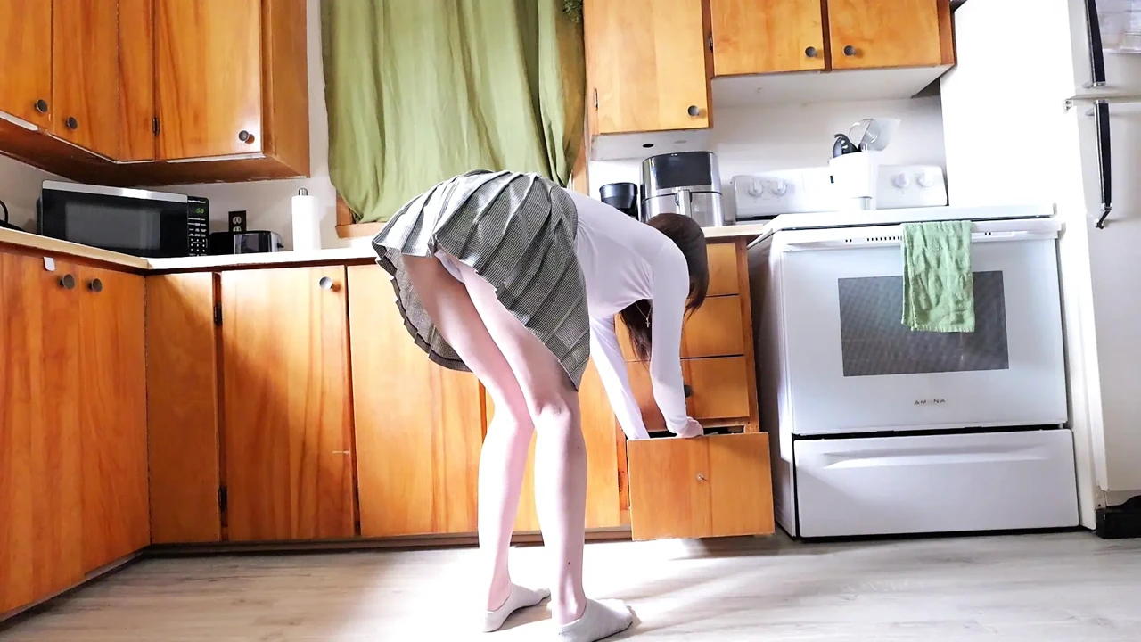 Watch Stepdaughter Gets Stuck Stepdad Helps Warning Massive Squirts (4K Ultra) - Canada Special