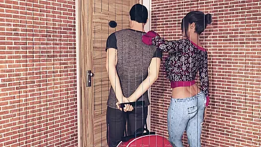 Çok meraklı bir evli kadın (bölüm 1)