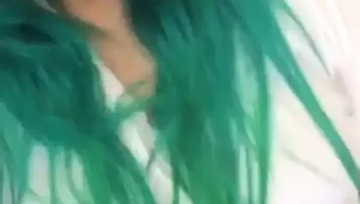 Seksi göt pawg latina oynama ile ona güzel kedi