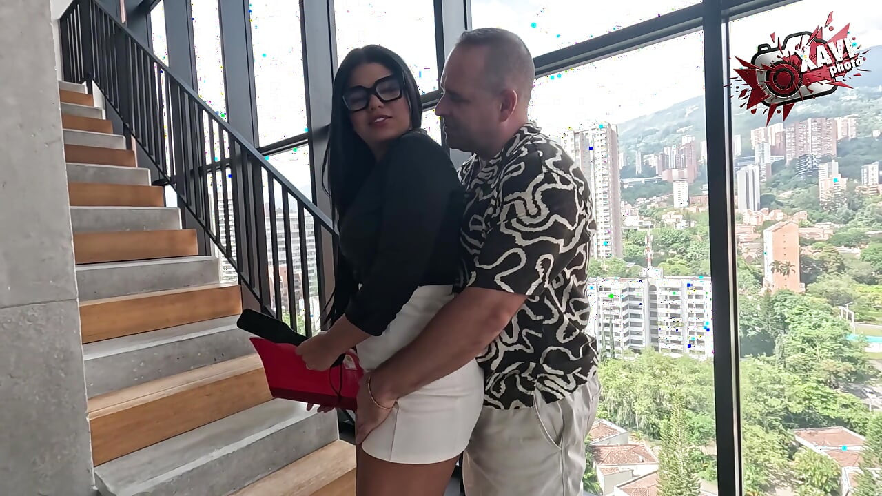 Şimdiye kadar filme çektiği ilk anal seks - rosxana gutierrez sikiyor!