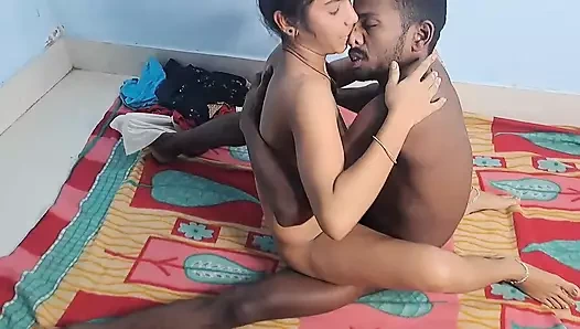 Mera Ghar Par Chudai ile Komşum Kız Kardeşim Hint Köyünde Lanet