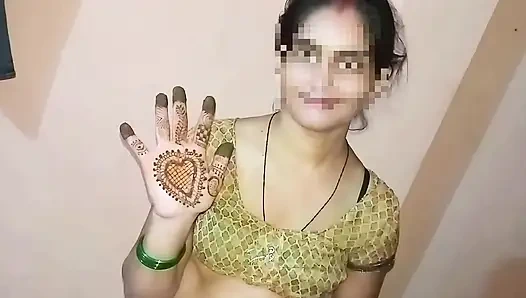 Sert yakın çekim sikiş seks videosu, Hintli kadın erkek arkadaşı tarafından sikiliyor