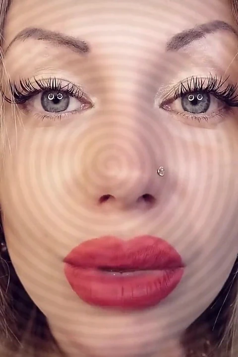 Büyüleyici ASMR'nin orgazm inkarı ile vuruş ve sigara içme teşviki!