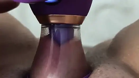 Oyuncağımı iyi bir küçük sürtük gibi kontrol ederken kendimi kaydetmemi söyledi