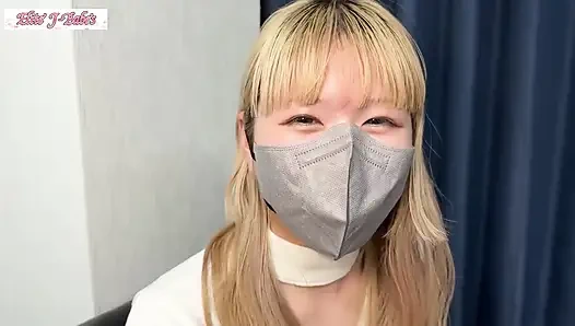 Masum cazibe ve nazik ikna, tekrarlanan tepeler doğal olarak ortaya çıktığı için yoğun kimyayı ortaya koyuyor 1.