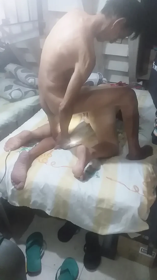 Karım ıslak amcık çok kremsi