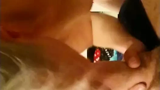 sarışın MİLF emme horoz