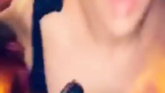 Un peut drole mais aussi excitant avec cette soumis