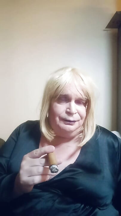 Bölüm 4 - BBW TV, BDSM ve Kink dünyasındaki uzun yıllarını anlatıyor